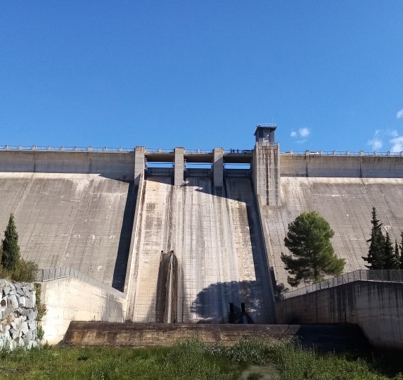 L'ACA adjudica les obres de renovació dels desguassos de mig fons de la presa del pantà de Siurana